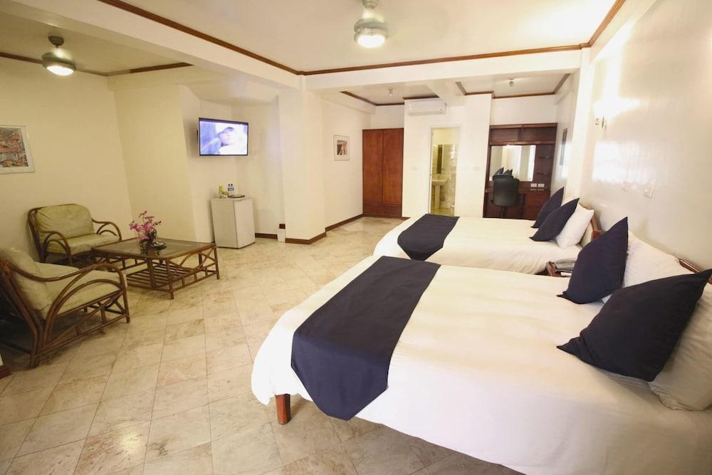 Mermaid Resort Пуэрто-Галера Экстерьер фото